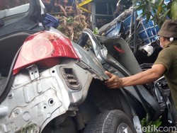 Tabrakan Bus di Rajamandala Bandung, Satu Orang Meninggal