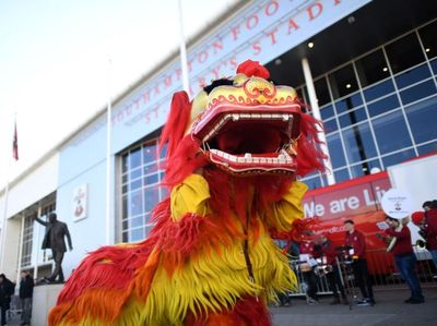 Imlek di Sepakbola: Dari Ucapan Messi cs Sampai Kehadiran Barongsai