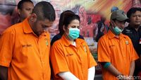 Wajah Sendu Dhawiya di Rilis Narkoba