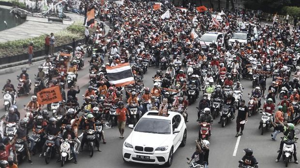 Menpora Imam Nahrawi berharap Persija dan suporternya menerima kedatangan Persib dan Bobotoh di Jakarta.