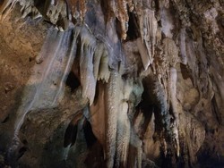 Ada Gua Kristal Keren di Gunungkidul
