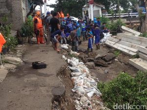 Jalan Amblas di Cipinang Mulai Diperbaiki