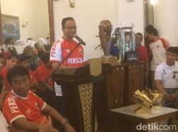 Di Hadapan Jakmania, Anies: Insyaallah Stadion Kita Terealisasi