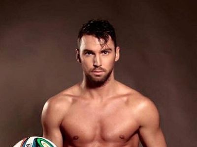 Foto: Rahasia Perut Sixpack Striker Persija Marko Super Simic
