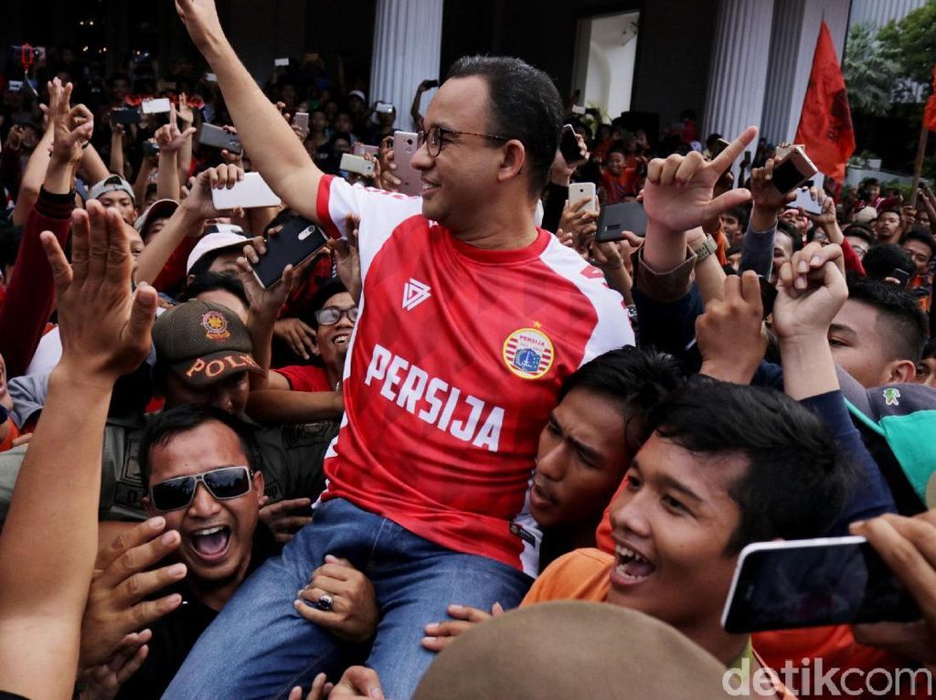 Cerita Anies Saat Jokowi Beri Ucapan Selamat Tiap Persija Cetak Gol Cerita Anies Saat Jokowi Beri Ucapan Selamat Tiap Persija Cetak Gol