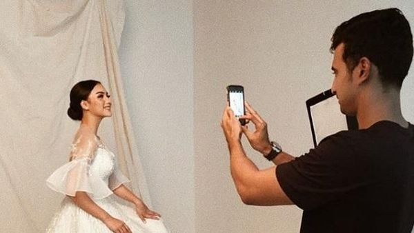 Citra Kirana Tampil dengan Gaun Pengantin, Ali Syakieb Terpana