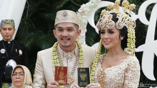 Suasana Akad dan Senyum Rangga Ilham dan Selvi Kitty