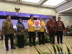 Golkar Nomor Urut 4, Airlangga Serukan 4 Yel-yel Golkar