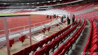 Saat laga berlangsung, Sabtu (17/2/2018), suporter Persija The Jakmania yang tidak kebagian tiket rupanya memaksa masuk ke stadion dengan menjebol pintu masuk 5.