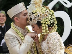 Selvi Kitty dan Suami Ingin Punya Empat Anak Selvi Kitty dan Suami Ingin Punya Empat Anak