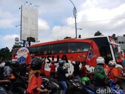 Pawai Juara ke Balai Kota, Persija Dikawal The Jak
