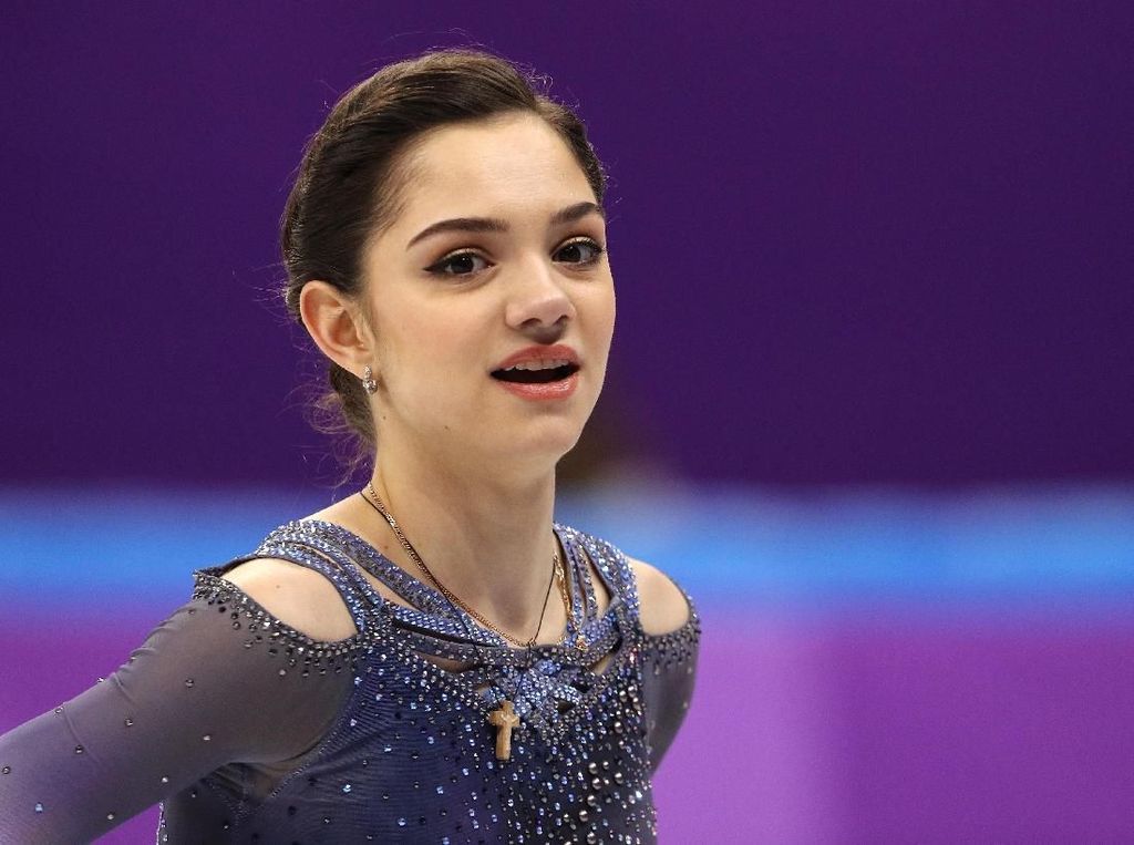 Pakai Busana Ketat dan Dianggap Vulgar, Atlet Ice Skating Cantik Dihujat Pakai Busana Ketat dan Dianggap Vulgar, Atlet Ice Skating Cantik Dihujat