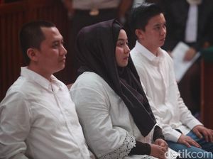 Hakim: Bos First Travel Tipu Jemaah Umrah karena Gaya Hidup Mewah