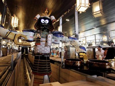Seru! Makan Shabu-Shabu di Restoran Ini Dilayani Oleh Pelayan Robot