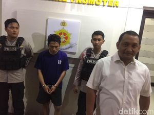 Dor! Pelaku yang Cekik Bocah di Pasar Rebo Ditembak karena Melawan