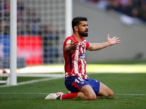 Kesalnya Diego Costa pada Wasit