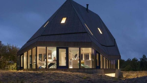 Rumah Kayu Tahan Cuaca Ekstrem Ini Dibangun Hanya Dua Hari