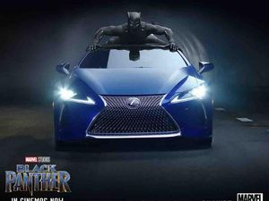 Black Panther Naik Mobil Termewah Lexus Black Panther Naik Mobil Termewah Lexus