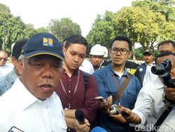 Menteri PUPR Ngomel Lalu Robohkan Pohon di Wisma Atlet