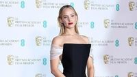 Foto: Penampilan Seleb Bergaun Hitam Terbaik dan Terburuk di BAFTA 2018
