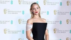 Foto: Penampilan Seleb Bergaun Hitam Terbaik dan Terburuk di BAFTA 2018