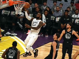 NBA All-Star 2018: Comeback Gemilang, Tim LeBron Hantam Tim Curry
