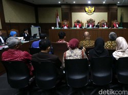 Jaksa Tanya Politikus PDI: Pernah Terima Ransel Isi CD di Rumah?