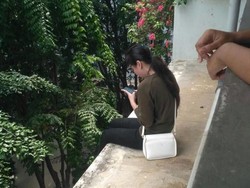 Tegang! Video Penggagalan Bunuh Diri di Kelapa Gading