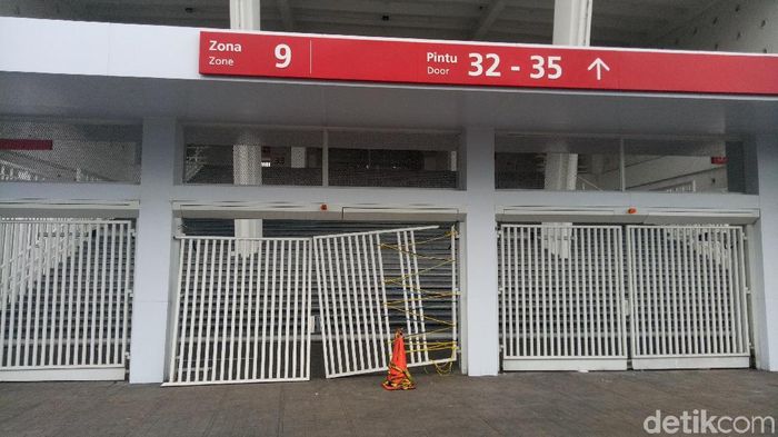 Sejumlah fasilitas di Stadion GBK rusak usai final Piala Presiden 2018 (Seysha/detikSport) Sejumlah fasilitas di Stadion GBK rusak usai final Piala Presiden 2018 (Seysha/detikSport)