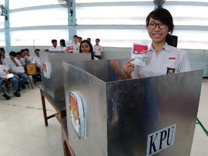 Saat Pelajar SMA Diajari Cara Memilih di Pilgub Jatim 2018