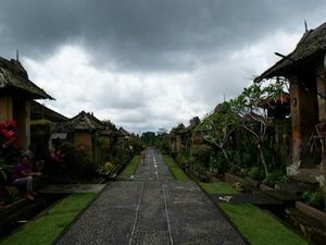 Desa di Bali yang Benci Poligami