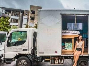 Gadis Brisbane Ini Pilih Truk Sebagai Rumah Gadis Brisbane Ini Pilih Truk Sebagai Rumah