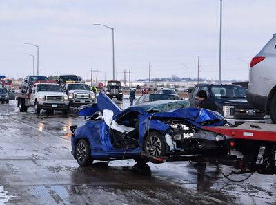 70 Mobil Tabrakan Beruntun