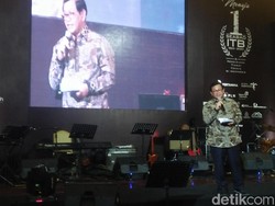 Canda Pramono Anung Angkat Menteri Basuki Jadi Alumni ITB