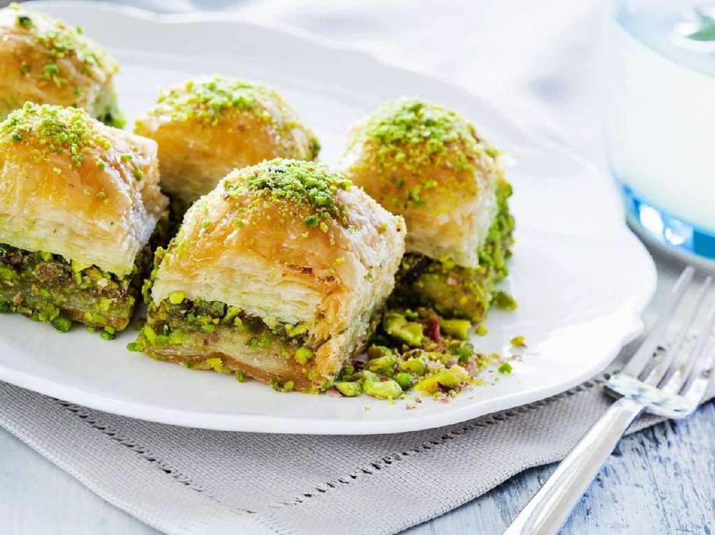 Baklava, Kue Khas Turki Masa Ottoman Disajikan di Pekan Kebudayaan Aceh Baklava, Kue Khas Turki Masa Ottoman Disajikan di Pekan Kebudayaan Aceh