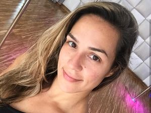 Potret Kekar Tubuh Rafaela, Wanita Cantik Juara Olahraga Pole Dance