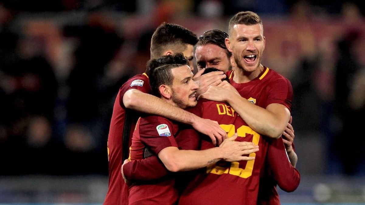 AS Roma akan bertandang ke markas Napoli dalam lanjutan Serie A. (Foto: Photo by Paolo Bruno/Getty Images)