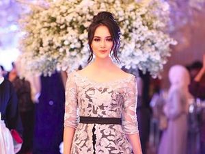 Dikritik Punya Leher Aneh, Ini Balasan Menohok Ririn Ekawati