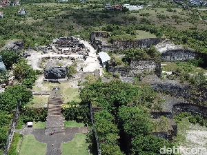 Foto Drone: Kemegahan Garuda Wisnu Kencana Bali