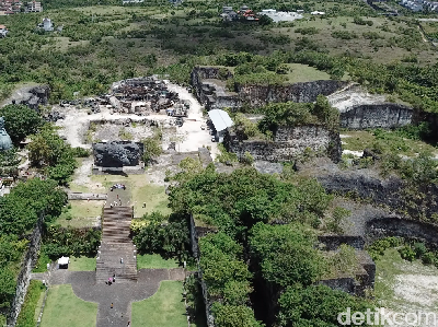 Foto Drone: Kemegahan Garuda Wisnu Kencana Bali