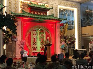 Bayar Pajak, Deddy Corbuzier Protes Banyak Jalan Berlubang