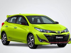 Dilengkapi  7 SRS Airbags, Hatchback Ini Punya Fitur Keamanan Lengkap