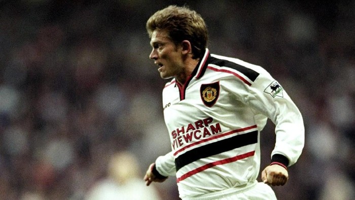 Jesper Blomqvist 5 May 1999: Jesper Blomqvist of Manchester United in action during the FA Carling Premiership match against Liverpool played at Anfield in Liverpool, England. The game ended in a 2-2 draw. \ Mandatory Credit: Clive Brunskill /Allsport