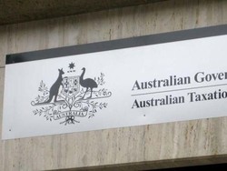 Kantor Pajak Australia Peringatkan Staf yang Kelamaan Makan Siang