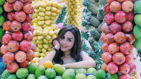 Selain Hobi Yoga, Pedangdut Selvi Kitty Juga Suka Makanan Tradisional