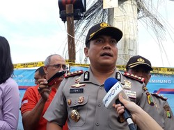 Olah TKP, Polisi Usut Unsur Kelalaian Tiang Becakayu Ambruk