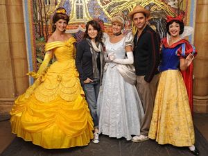 Ini Curahan Hati Putri Disney yang Kerja di Disneyland