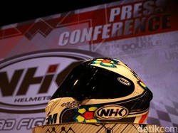 Ini Bedanya Helm MotoGP dan Helm Biasa