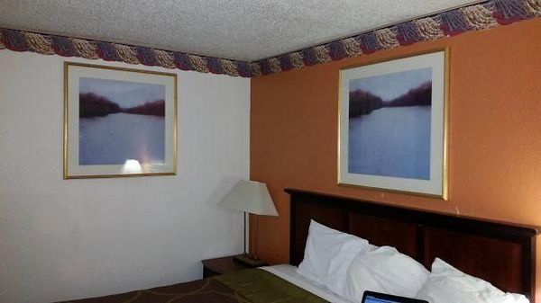 Ruangan Hotel yang bikin Geregetan Sekaligus Ngakak