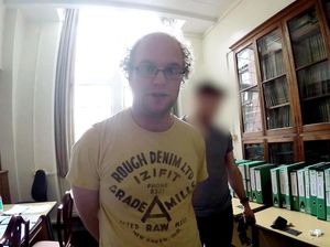 Dr Falder, Lulusan Cambridge yang Divonis 32 Tahun Bui di Kasus Pedofil